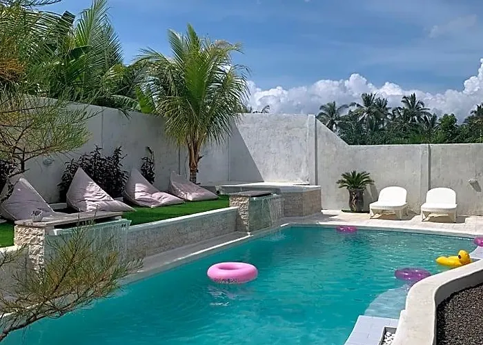 Kelapa Surf * Pulukan